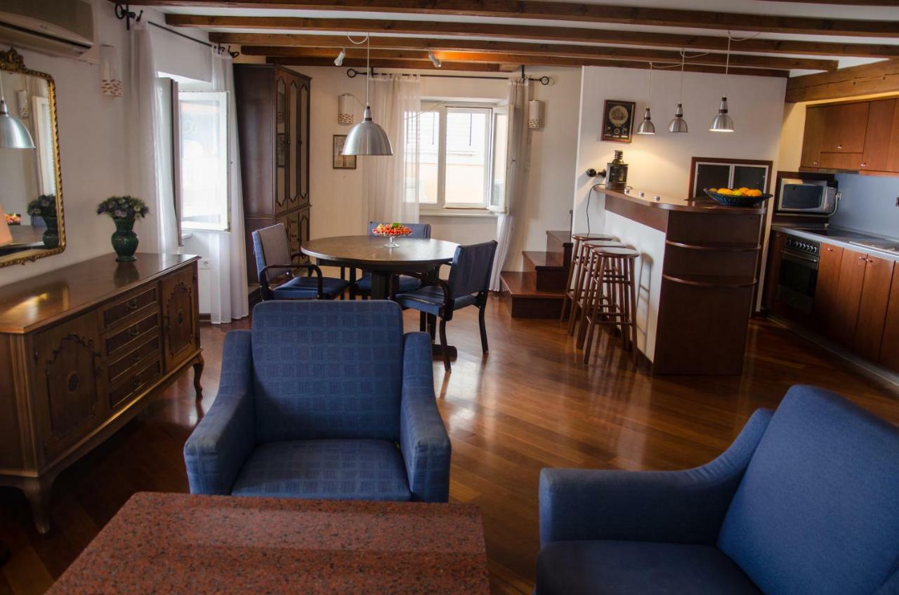 Penthouse Presernovo Nabrezje 皮兰 外观 照片